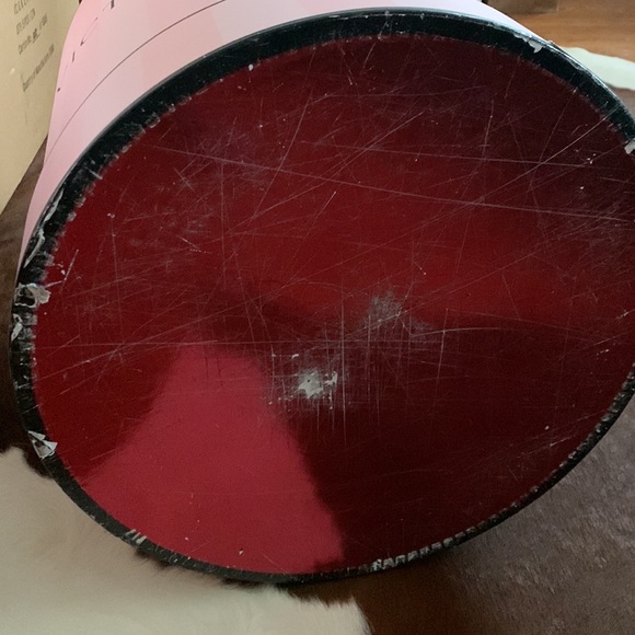 Victoria’s Secret slipper bin display - Picture 6 of 15